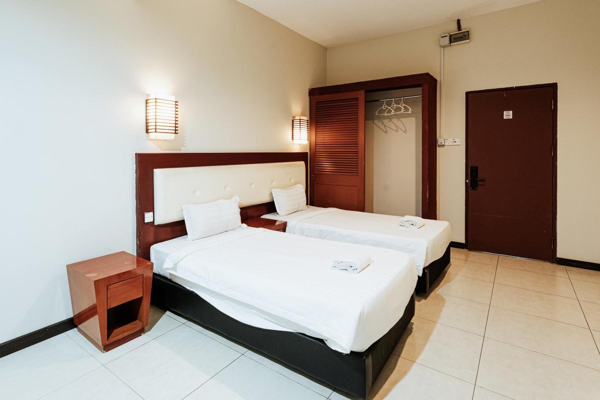 Pertama Lodge Tawau Kültér fotó