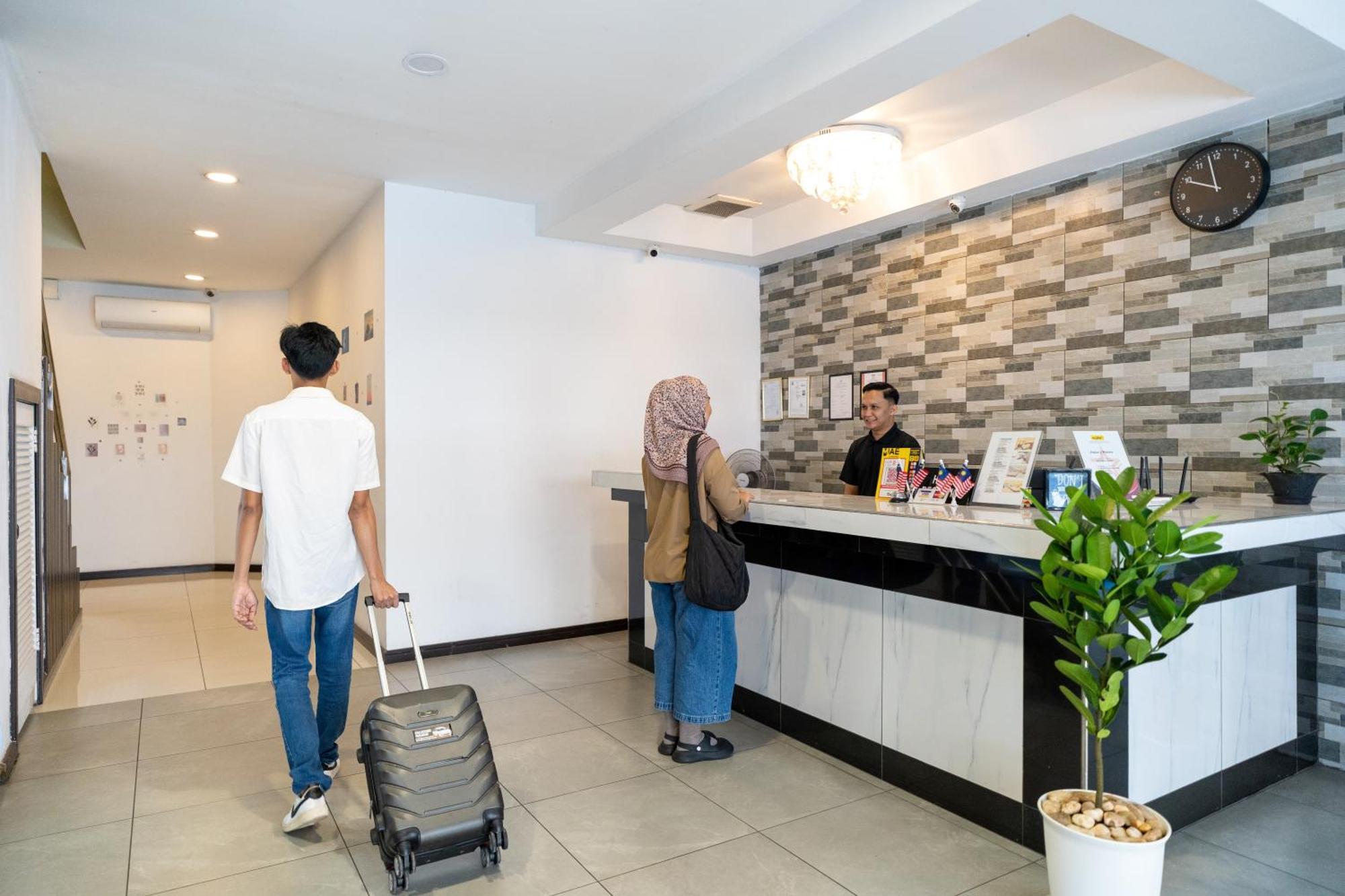Pertama Lodge Tawau Kültér fotó